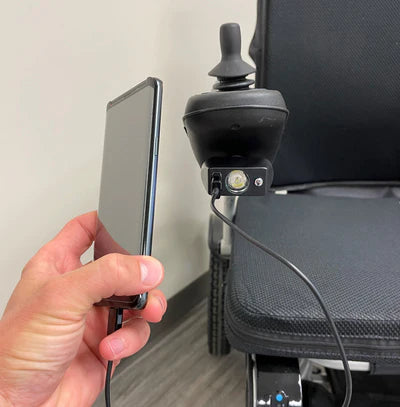 TRAVEL BUGGY - Phone Charger with Flashlight